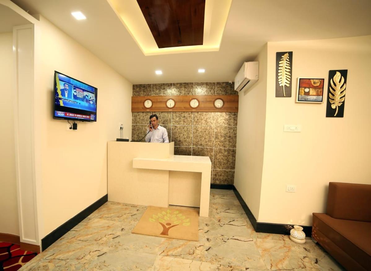 Banyan hotel&restro Hisar Bagian luar foto